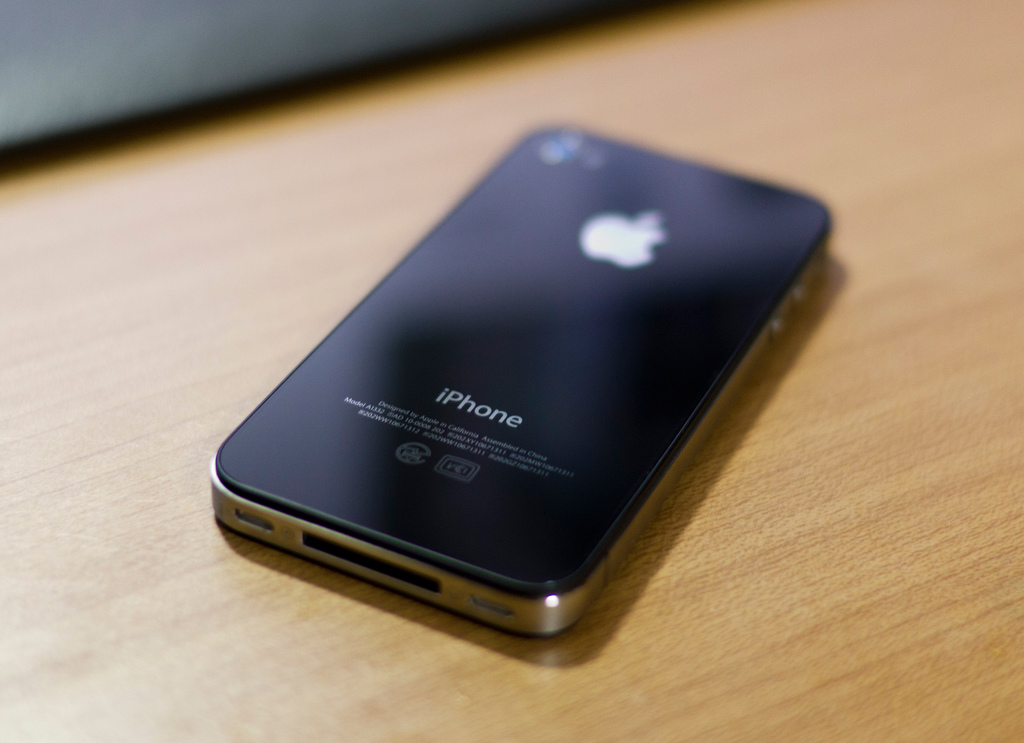 iPhone 5SとiPhone 5Cの発売後にiPhone5とiPhone 4は販売終了に？