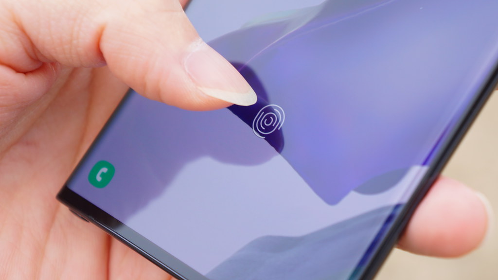 Pixel 6、ディスプレイ指紋認証に対応か。Android 12 DPが示唆
