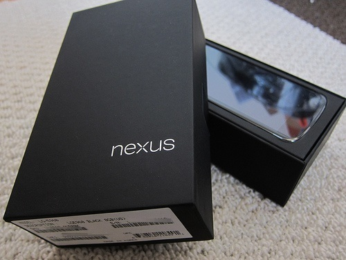 Nexus 5を撮影した動画が登場！新型Nexus7のようなデザインに