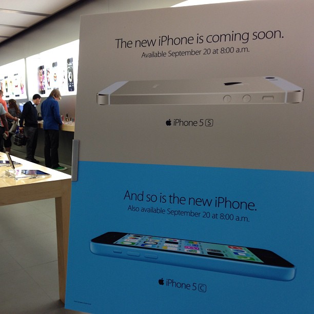 iPhone 5sを当日購入する人は注意！全てのカラーを入荷しない店舗もあるらしい