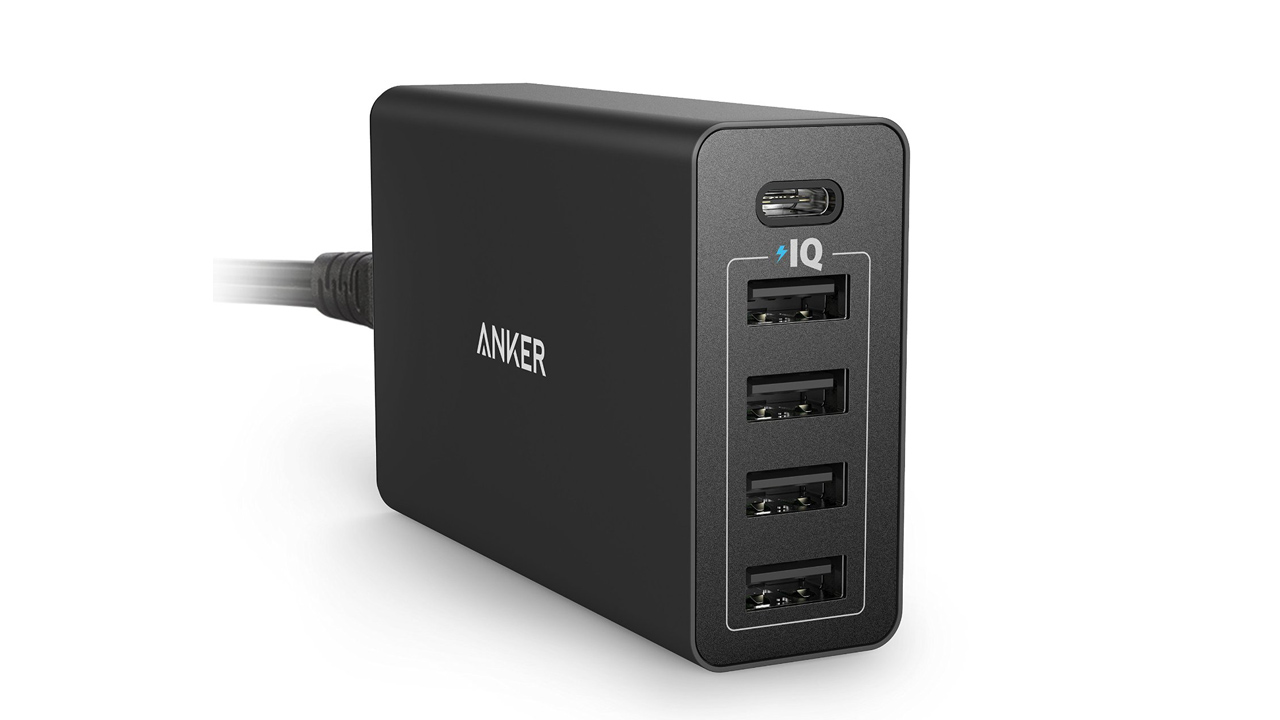 2,999円、AnkerがUSB-C対応の急速充電器「PowerPort 5 USB-C」を発売