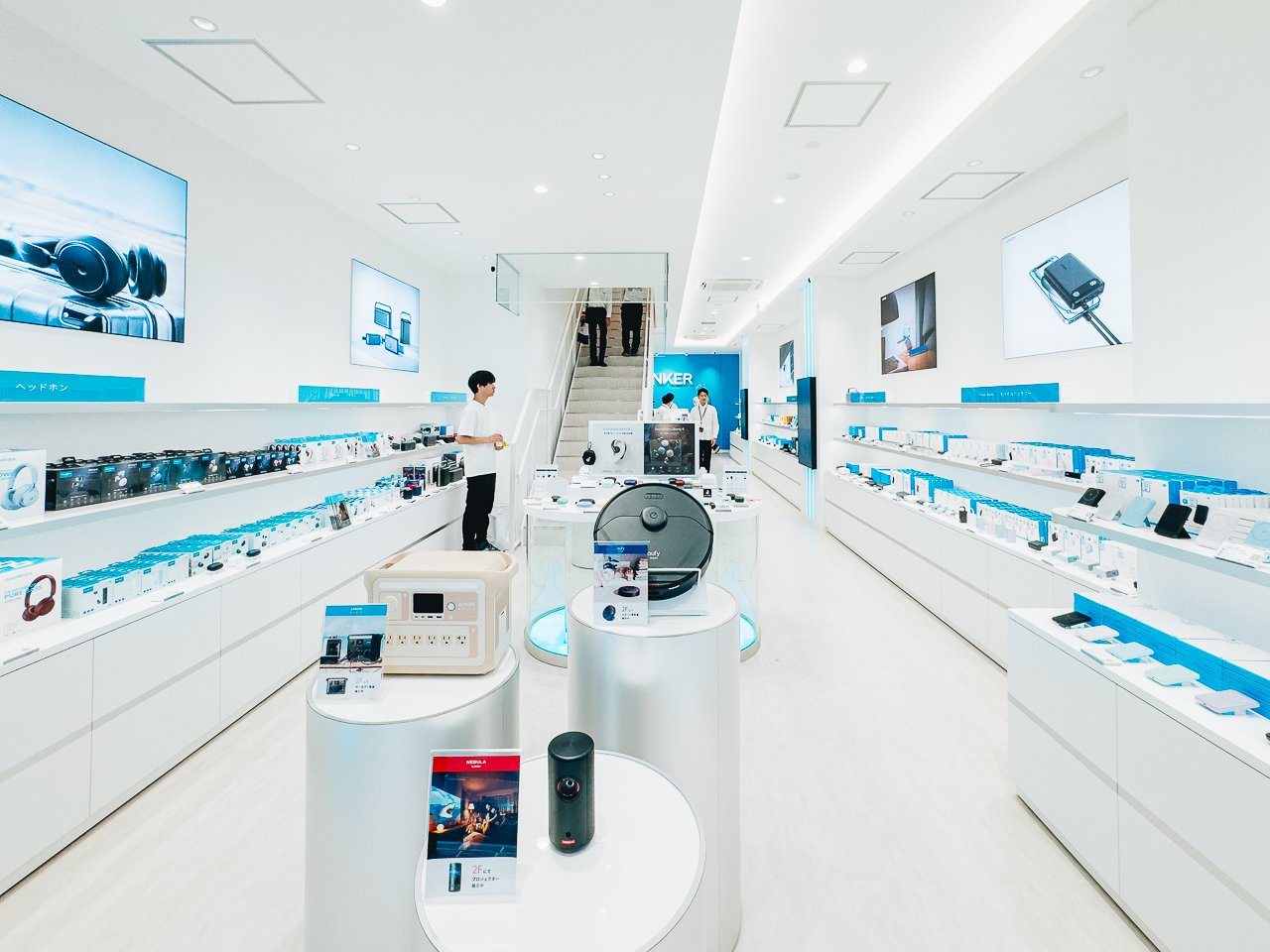 Apple渋谷の横に「Anker Store 渋谷」がオープン!! ほぼすべて揃う旗艦店