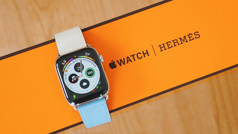 Apple Watch Hermès ヴォー・スウィフト シンプルトゥールレザーストラップ レビュー
