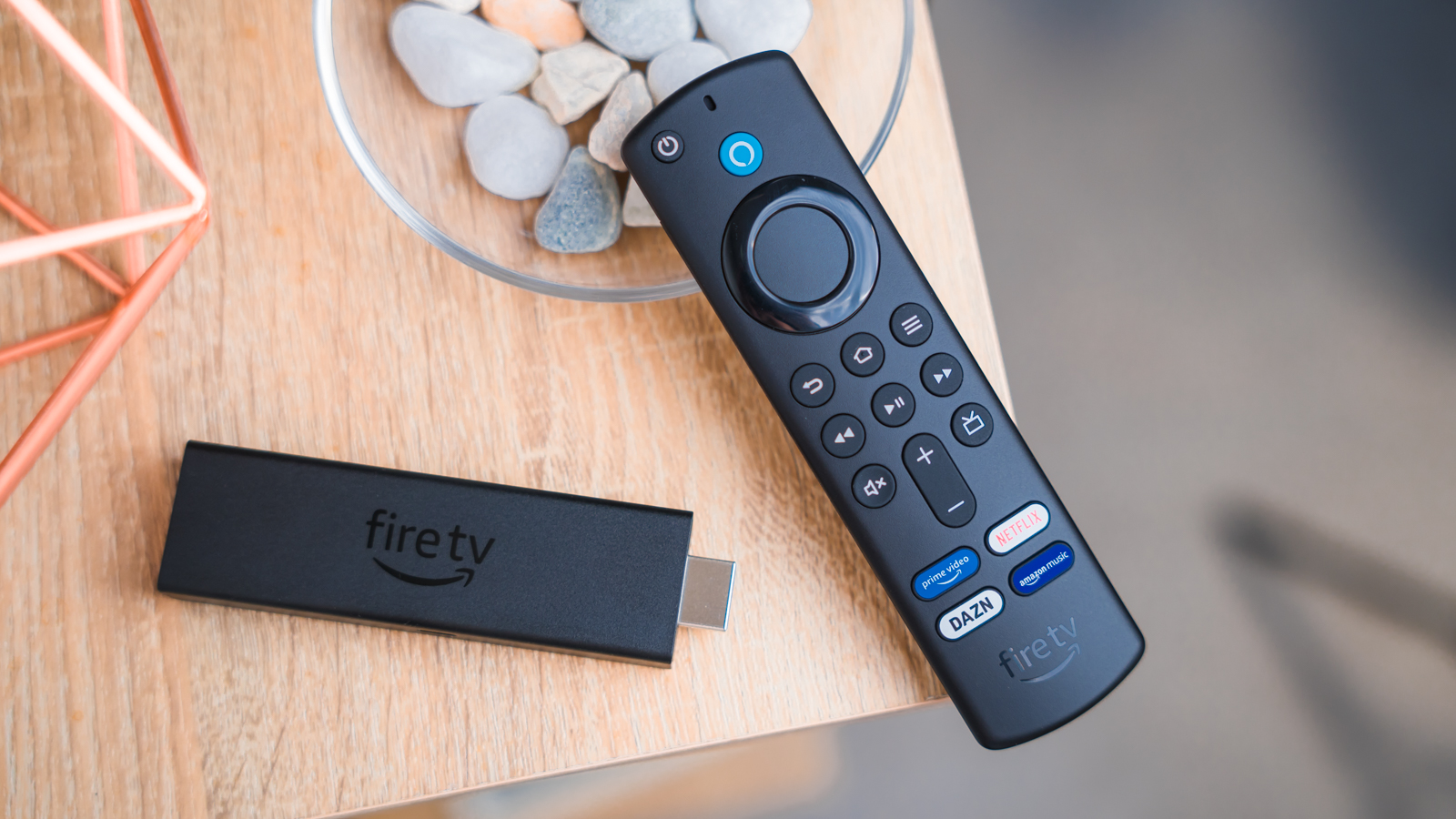 Fire TV Stickが最大40%オフ!!：Amazon新生活セール