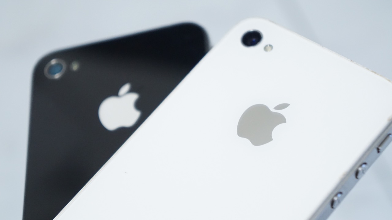 iPhone X、さらに進化したiPhone 4のガラスボディ採用の噂