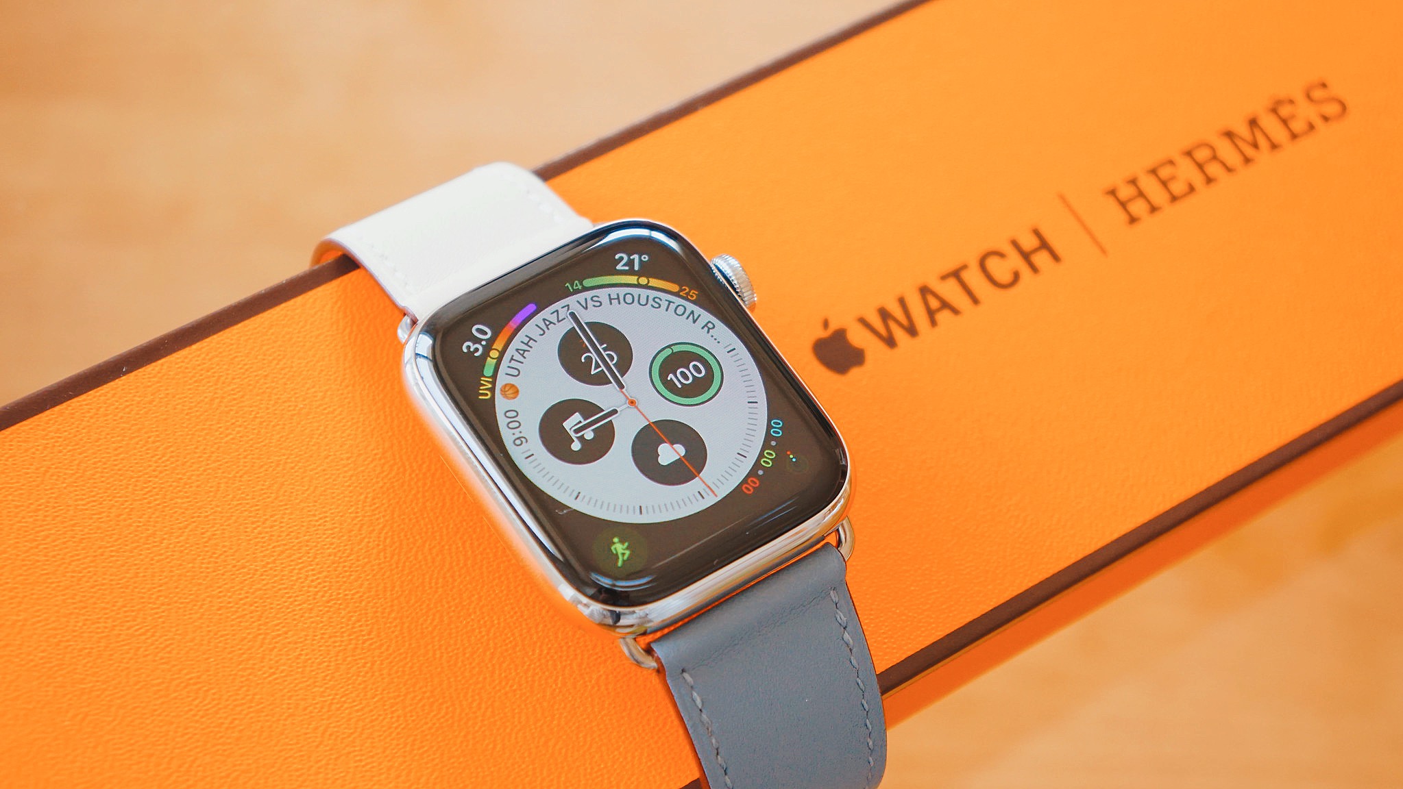 Apple Watch Hermès ヴォー・スウィフト シンプルトゥールレザー 