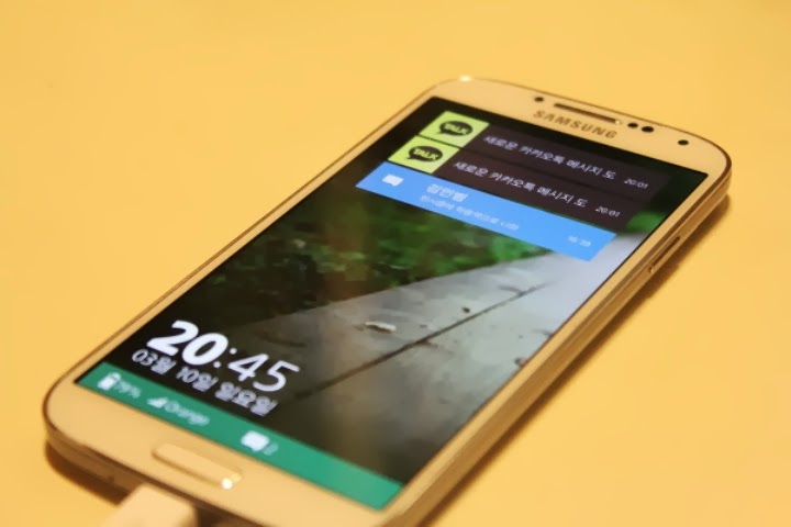 ついにTizen（タイゼン）スマートフォンの実機画像がリークーGALAXYのようなデザインに